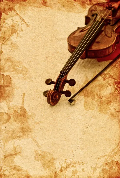 Classic violin on grunge paper background — Stock Photo, Image