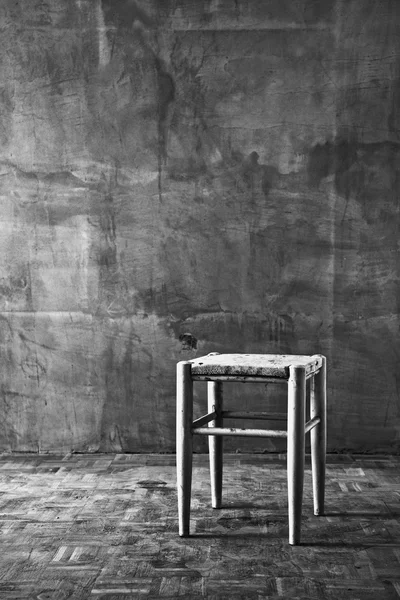 Oude vintage stoel — Stockfoto