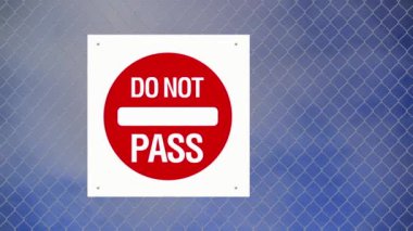 uyarı işareti - zincir bağlantı çit üzerinde geçmek değil