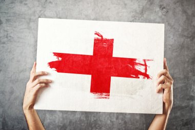 İngiltere bayrak. İngiliz bayrağı ile banner tutan adam.