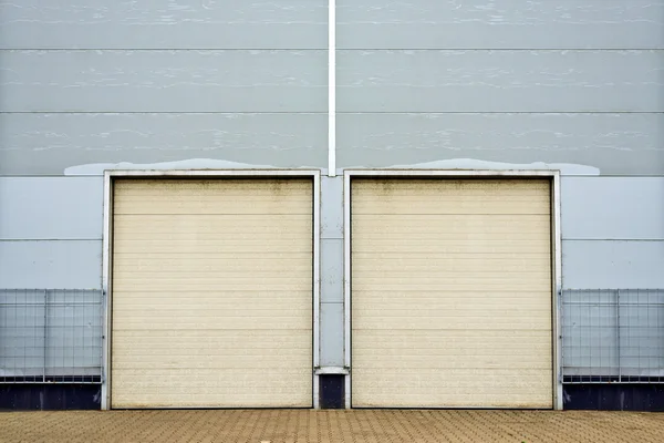 Armazém de armazenamento portas fechadas . — Fotografia de Stock