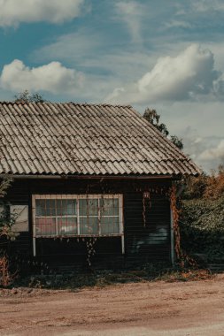 Eski prefabrik ahşap ev ayrıntıları, mimari ve inşaat endüstrisi konsepti