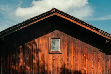 Eski prefabrik ahşap ev ayrıntıları, mimari ve inşaat endüstrisi konsepti