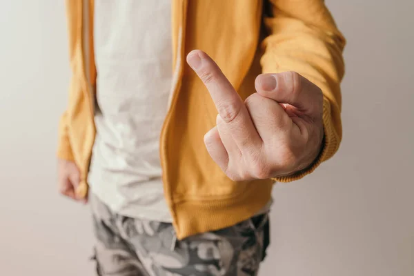 Dedo Medio Gesto Grosero Primer Plano Mano Masculina —  Fotos de Stock