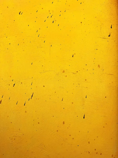 Dirty Stained Yellow Concrete Wall Grunge Texture Background Image Vertical — Fotografia de Stock