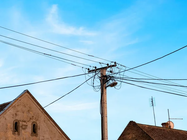Old Concrete Electricity Pole Power Line Cables Blue Sky — 스톡 사진