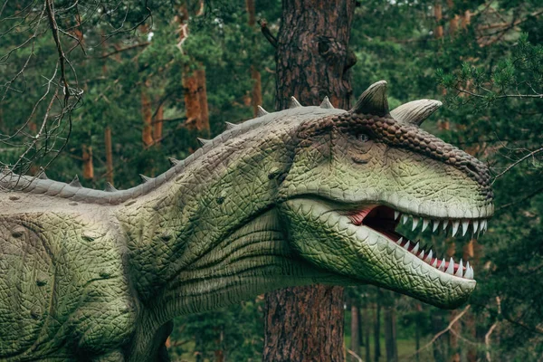 Carnotaurus Dinosaur Replica Theme Park Theropod Dinosaur Lived South America — Stock Photo, Image