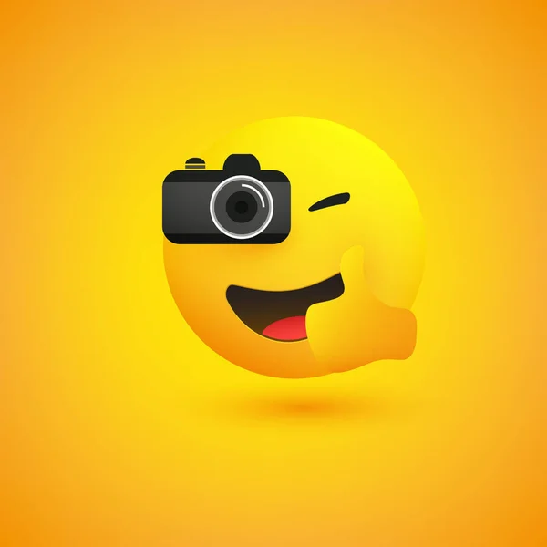 Eenvoudige Glimlachende Glimlachende Fotograaf Emoji Neemt Foto Met Een Digitale — Stockvector