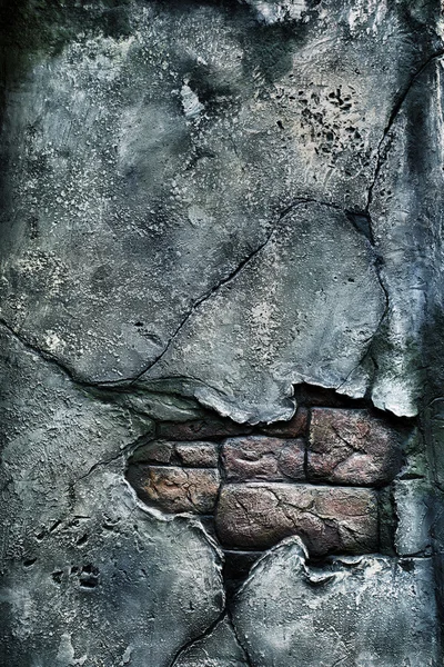 Alte beschädigte Ziegelmauer — Stockfoto