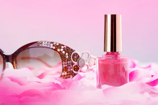 Pink nail polish — Stock Photo, Image