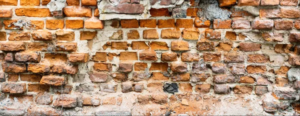 Gebroken bakstenen muur — Stockfoto