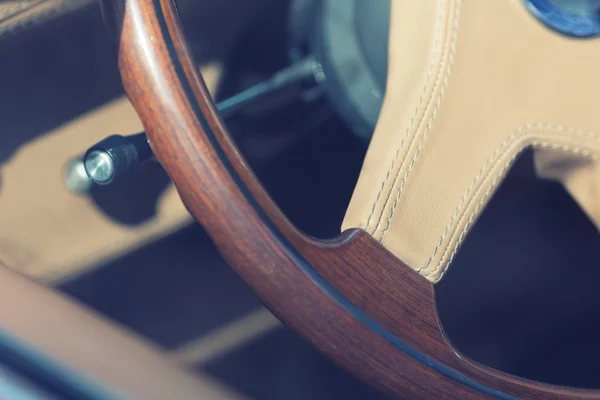 Wooden steering wheel — Stock Photo, Image