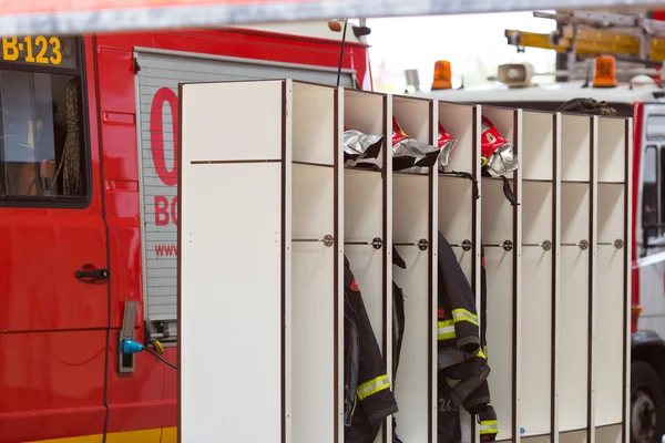 Intérieur de la caserne de pompiers — Photo