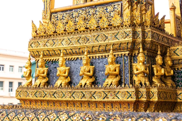 Wat po 寺院の建築 — ストック写真
