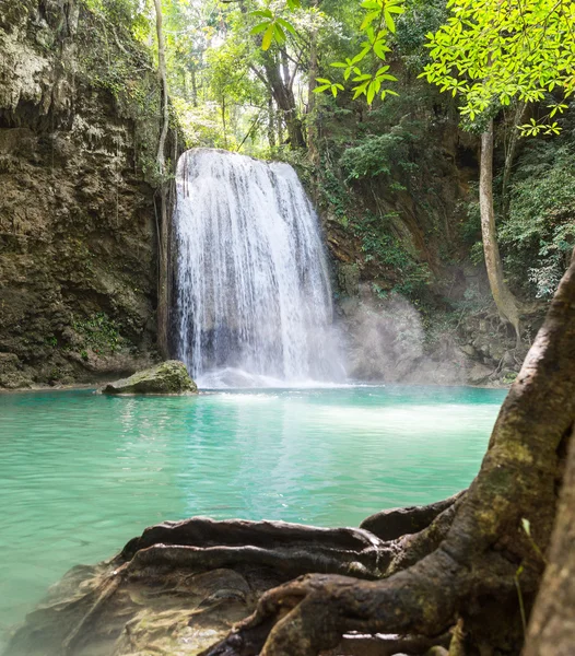 Famous waterfall Erawan — Stock Photo, Image