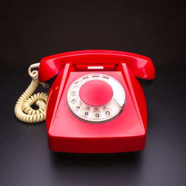 kırmızı telefon