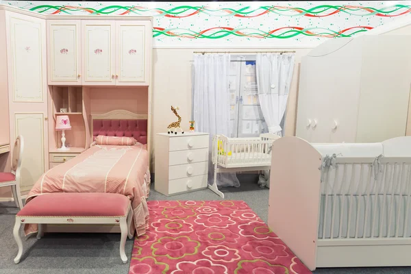 Dormitorio del bebé en colores pastel —  Fotos de Stock