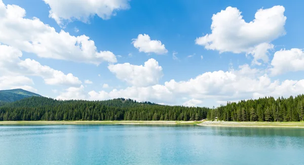 Lago no Parque Nacional — Fotografia de Stock