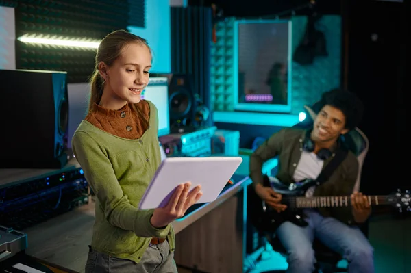 Young Teenager Girl Singing Song Mixing Track Man Guitarist Record — Stock Photo, Image