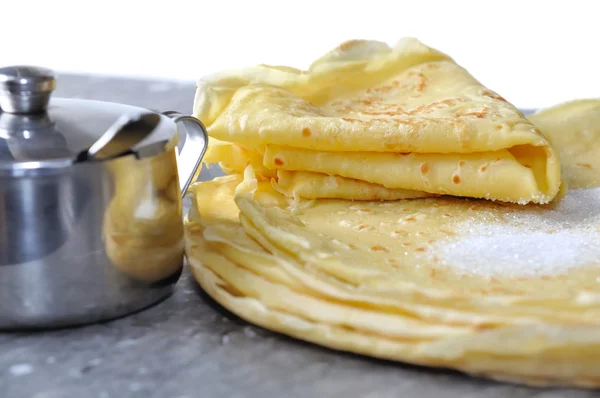 Tasting pancakes with sugar — Stock Photo, Image