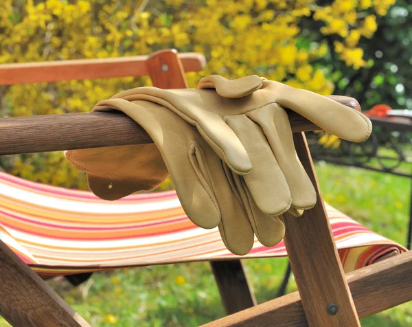 Gardening gloves — Stock Photo, Image