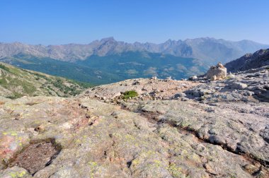 corsica içinde dağ manzarası