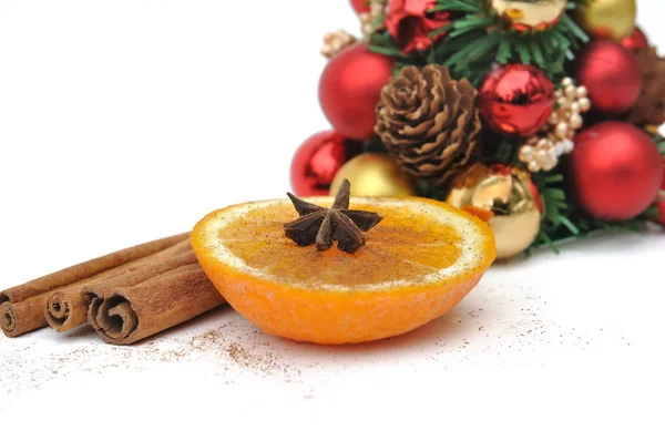 Orange and spices for Christmas — Stock Photo, Image