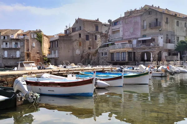 Typischerweise kleiner Hafen Korsika — Stockfoto