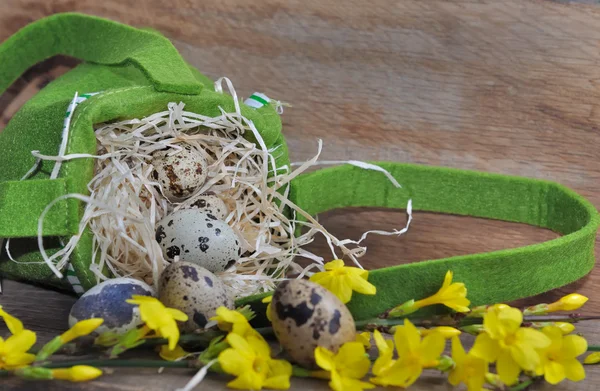 Oeufs de caille pour Pâques — Photo