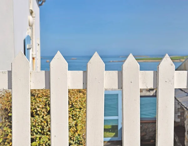 Closeup White Fence Hose Brittany France Front Seashore Blue Sky — Stock Photo, Image