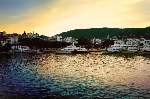 Porto di Skiathos al tramonto — Foto Stock