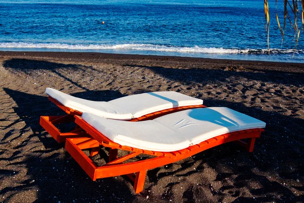 Sunbed on the beach — Stock Photo, Image