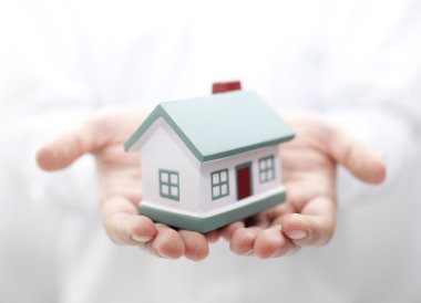 elleri evde. sığ dof