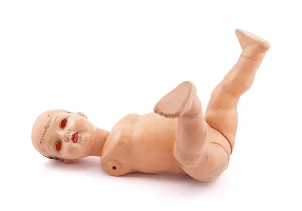 Boneca de bebê da criança abandonada com caminho de recorte — Fotografia de Stock