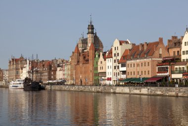 Eski kasaba waterfront Gdansk, Polonya motlawa Nehri üzerinde