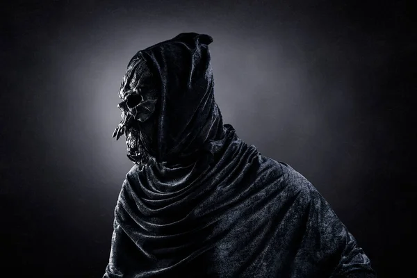 Creepy Monster Dark Misty Background — Stock Photo, Image