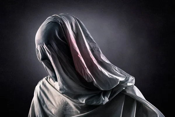 Retrato Fantasma Aterrador Sobre Oscuro Fondo Brumoso — Foto de Stock