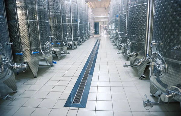 Modern Winery Interior Large Shiny Fermentation Vats Perspective Selective Focus — Stock Photo, Image