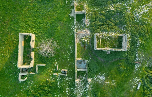 Ruinas Edificios Piedra Tradicionales Pueblo Abandonado Vista Del Dron Directamente — Foto de Stock