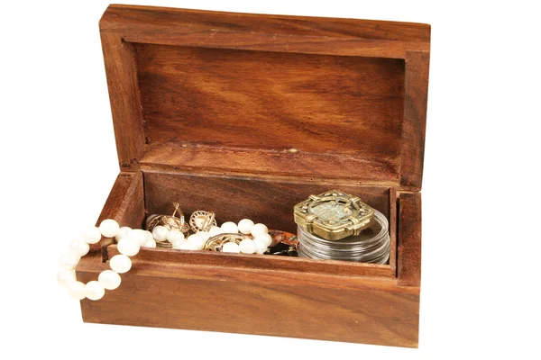 Wooden casket with jewelry — Stock Photo, Image