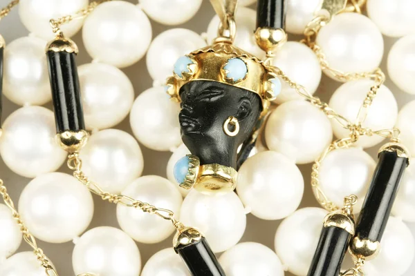 Pearls and pendent from black quartz — Stock Photo, Image