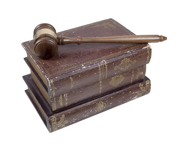 Rechtsbücher und Hammer — Stockfoto
