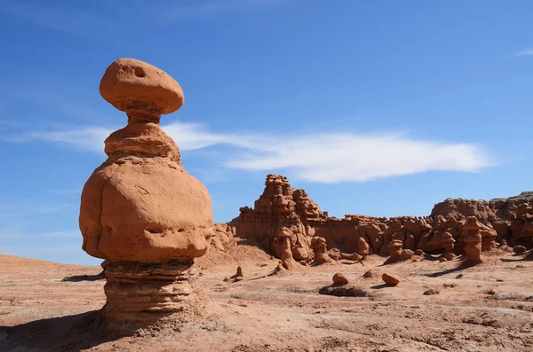 Sandstone Rock Formation (Hoodoo) in Goblin Valley — Stock Photo, Image