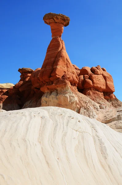 Paria Muchomor czerwony Rimrocks (Hoodoo) — Zdjęcie stockowe