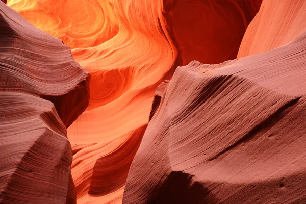 Beaux modèles abstraits du canyon de l'antilope inférieure — Photo