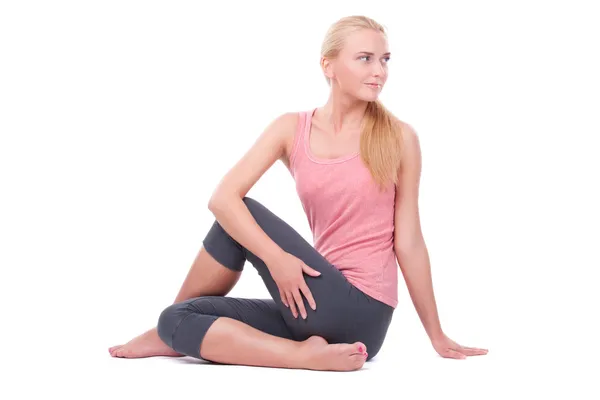 Kvinne som gjør yoga – stockfoto