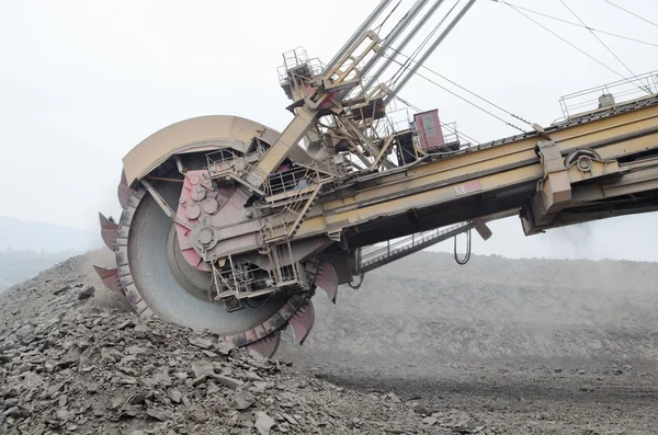 Enorme excavadora de carbón —  Fotos de Stock