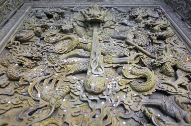 ejderha ve ateş topu