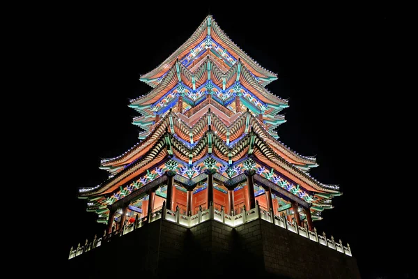 Brillant Bâtiment Tour Chinoise — Photo