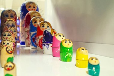 Rusya 'nın oyuncak bebeği.